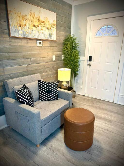 Little House On 47Th Apartment Cleveland Ngoại thất bức ảnh